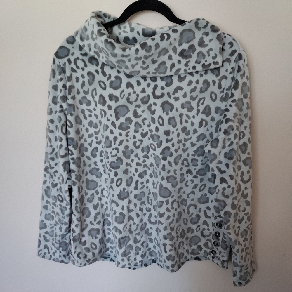 Emily Daniels Statement Cowl Collar Soft pullover Large Quiet Luxury Fall Winter